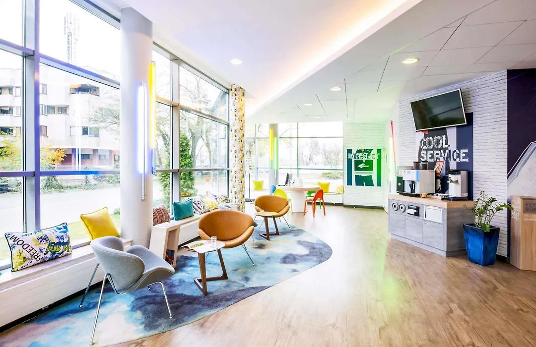ibis budget Warszawa Centrum-1